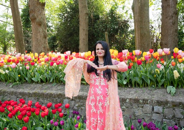 Explorez l'atmosphère authentique du Café Oz Châtelet à Paris