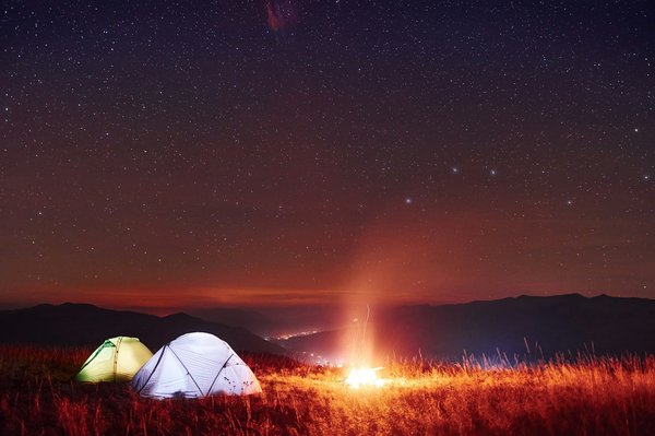 Quelles sont les meilleures pratiques de camping pour les passionnés d'astronomie ?