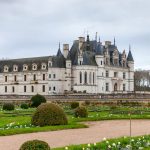 Découvrez les secrets cachés des châteaux de France : 6 histoires fascinantes à connaître